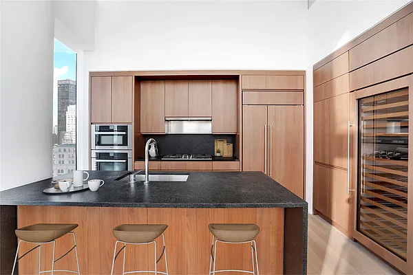 Rented by 50 West Sales Gallery | media 24