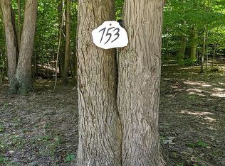 753 McKee Trl, Hinckley, OH