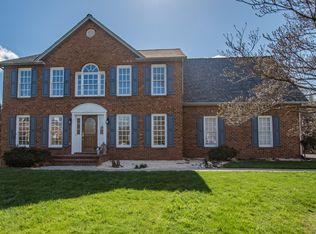 207 Applewood Dr, Roanoke, VA 24019