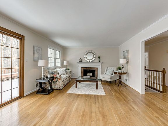 3rd image of 9202 Santayana Dr