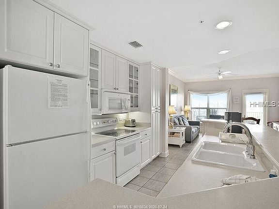 4th image of 3 Forest Beach Dr Unit 403