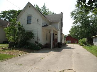 917 6th Ave, Lake Odessa, MI