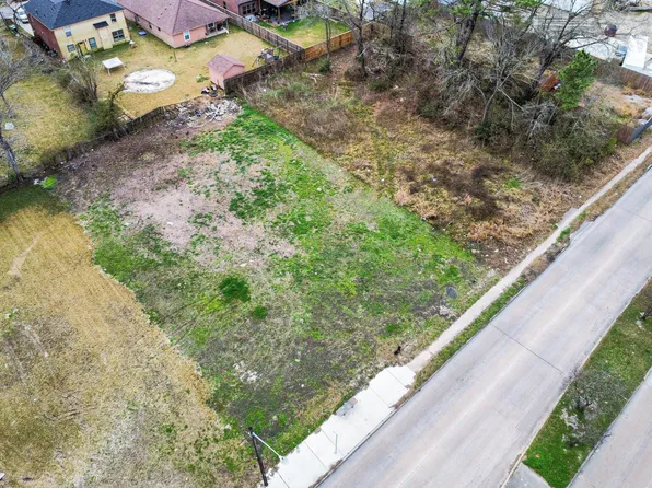 8226 Tidwell Rd, Houston, TX 77022