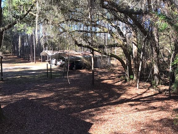 2nd image of 302 SW Al Jernon Ct