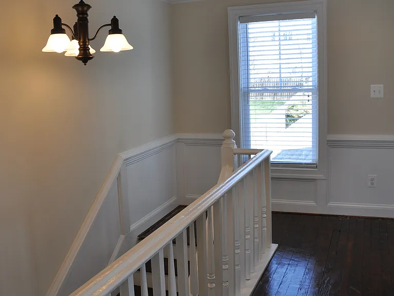 827 Nalle St — Photo 14