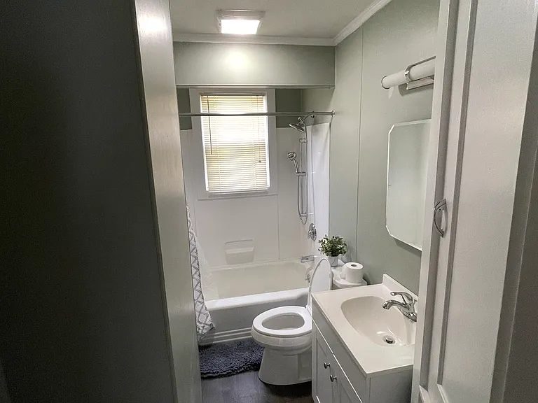 136 Elm St #1 — Photo 8