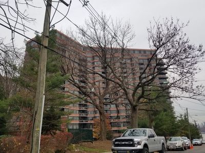 100 Carlyle Dr, Cliffside Park, NJ, 07010