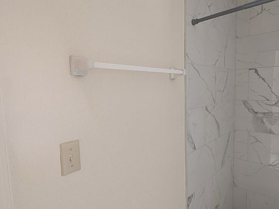 4th image of 1804 Argyle Ave APT 3