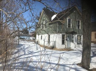 935 Stephenson Ave, Escanaba, MI 49829
