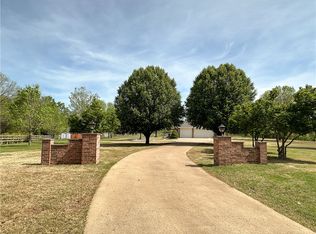 408 S Wyman Rd, Fayetteville, AR 72701