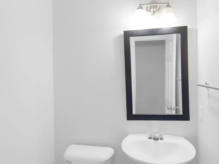 2905 Frontier Ln — Photo 12