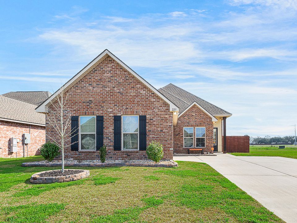 1st image of 223 Preston Rose Ln