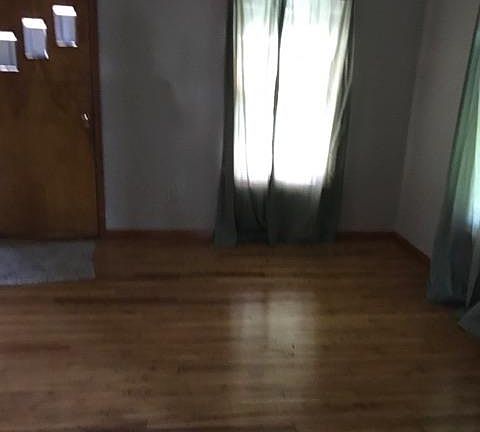 4th image of 2948 Avenue E