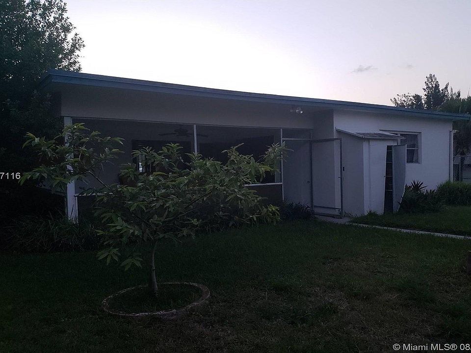 1st image of 4550 SW 42nd Ter