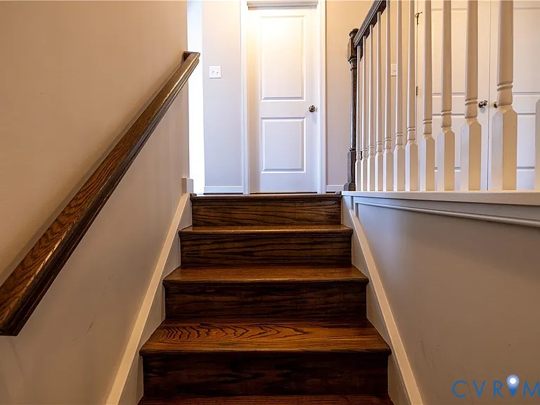11443 Hayloft Ln — Photo 44