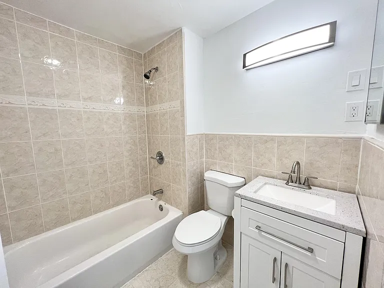 310 Dickson Dr — Photo 13