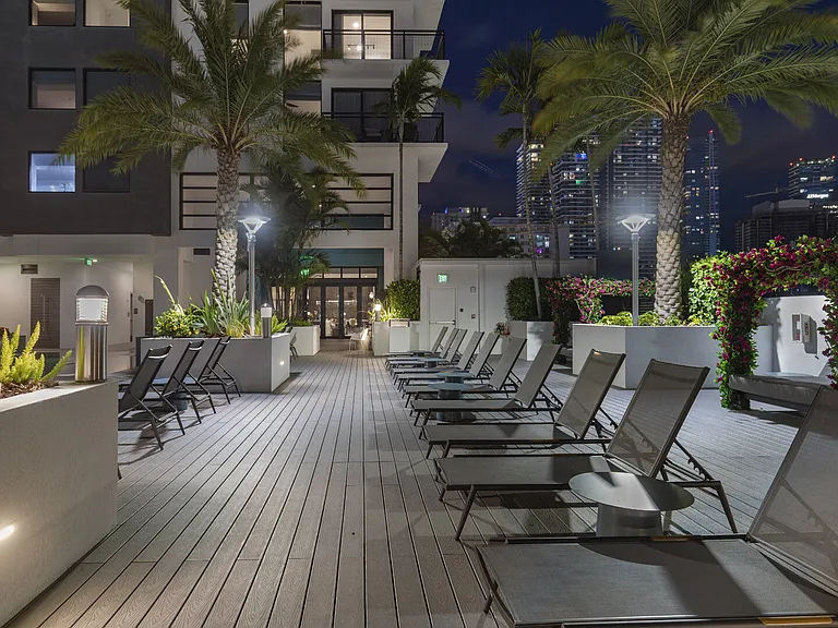 Maizon Brickell — Photo 55