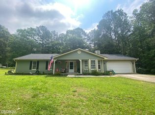 1724 Bullock Trce, Loganville, GA 30052