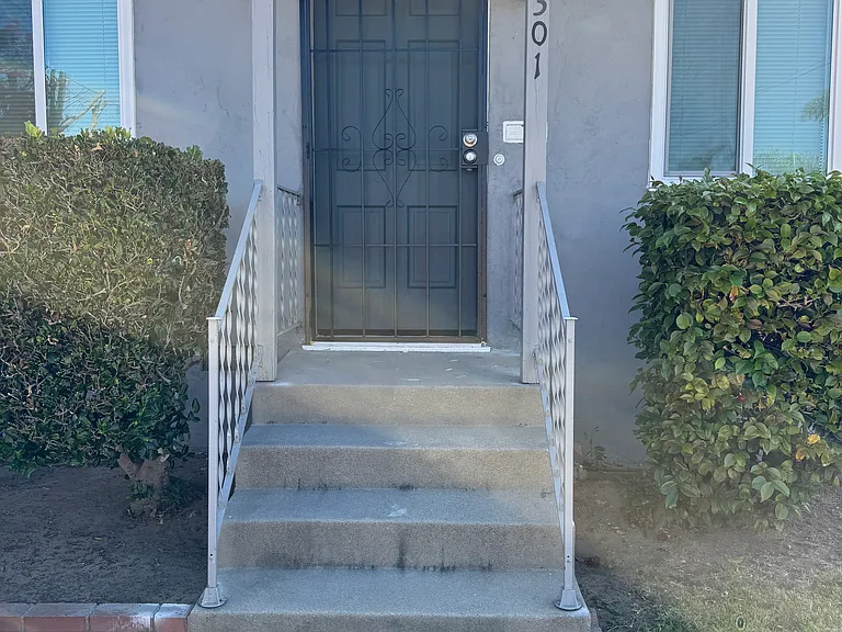 301 S 6th St — Photo 19