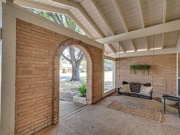 2nd image of 6257 Winifred Dr