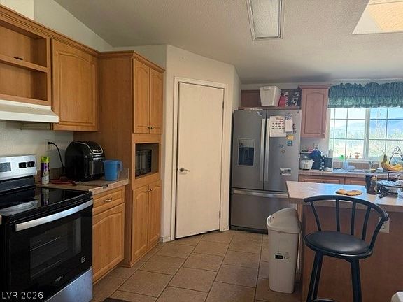 3rd image of 2800 McMurray Dr