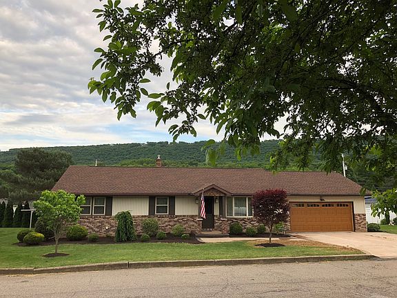 6 Liberty Place Conyngham Pa