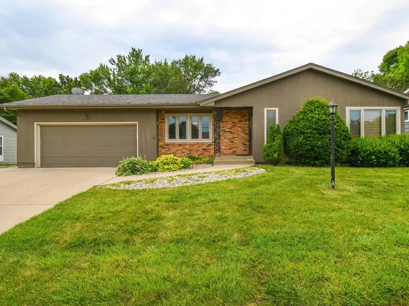 1405 E 49th St, Sioux Falls, SD 57103