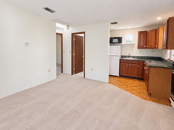 2nd image of 2616 SW 4th Pl APT A