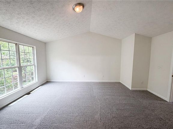3rd image of 6369 Redan Sq