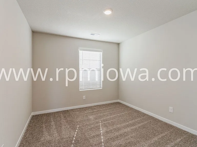 2403 SW 23rd St — Photo 9
