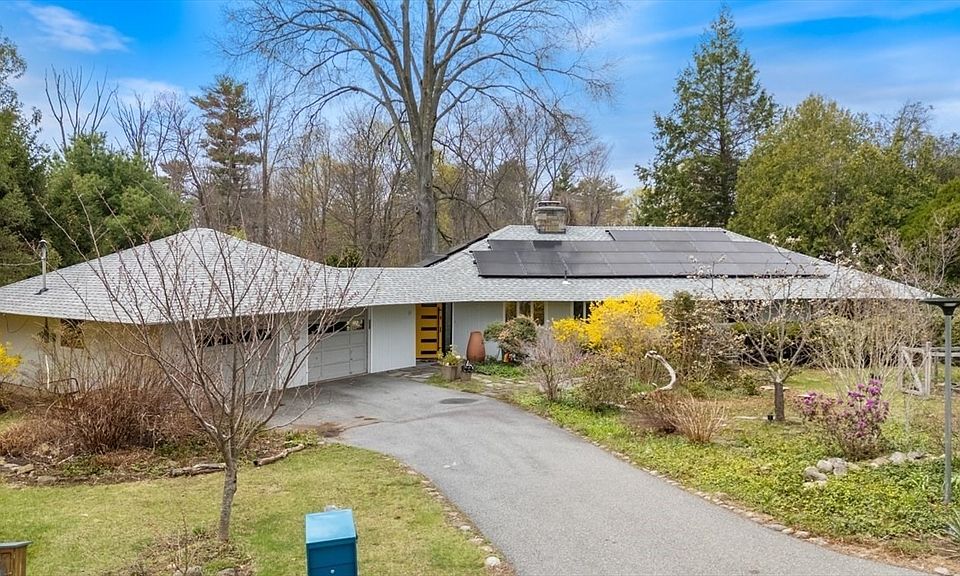 1st image of 23 Alden Rd