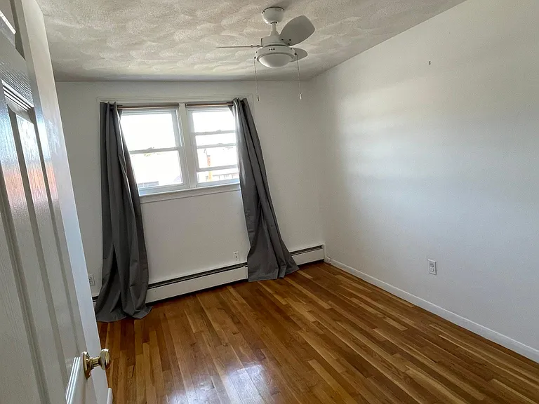 28 East St — Photo 12