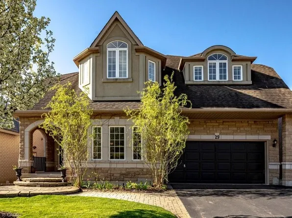29 Gaines Ave, Hamilton, ON L9H 7M4