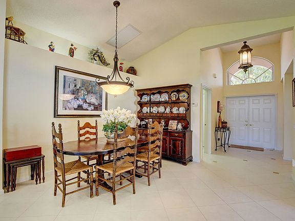 5th image of 6577 Hawaiian Ave