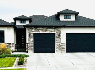 5815 S Dry Ridge Ln, Ammon, ID 83406