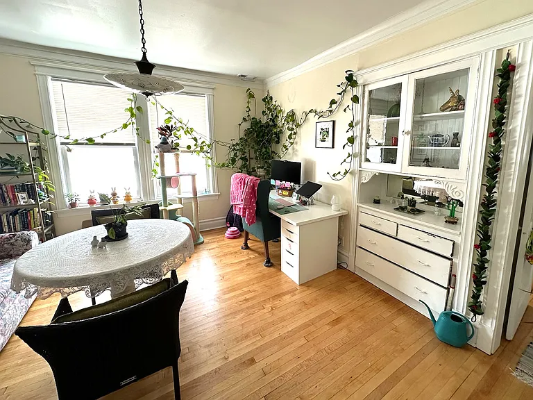 Separate Dining Room