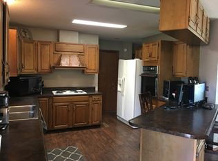 2 Crown Cir, Anthony, KS 67003