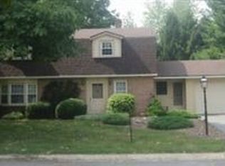 11 Pennwood Rd, Lebanon, PA 17042