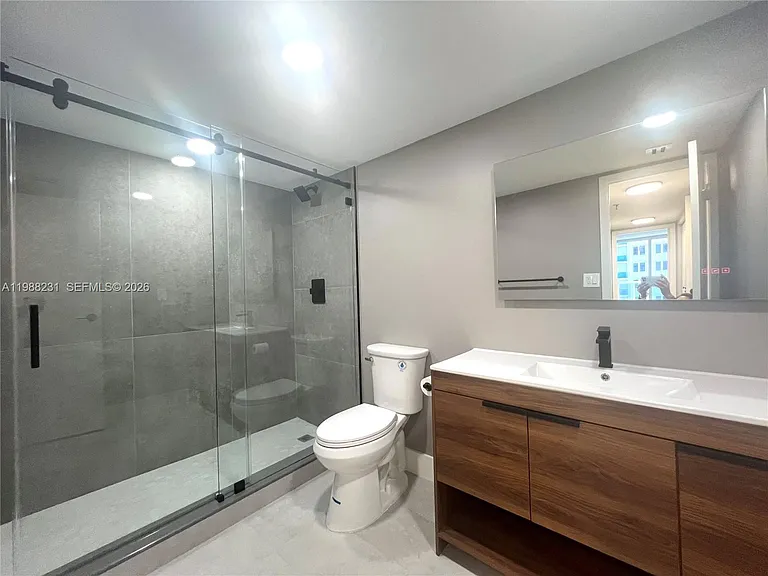 2401 Collins Ave #803 — Photo 15