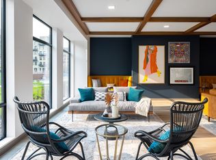 Vesi, Minneapolis, MN 55401