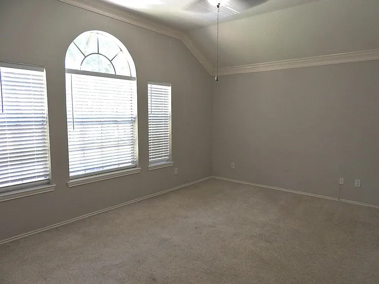 4427 Wavertree Dr — Photo 23