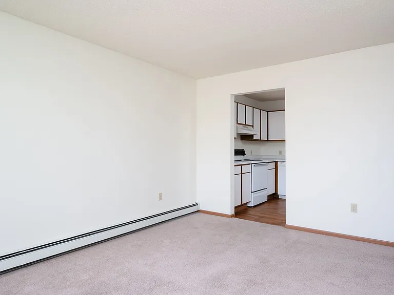 Hanley Place Senior Apartments — Photo 14