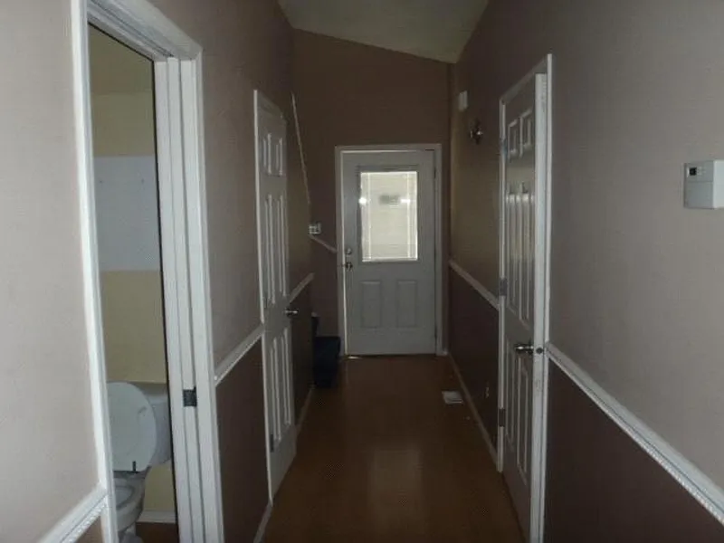 Thumbnail 12