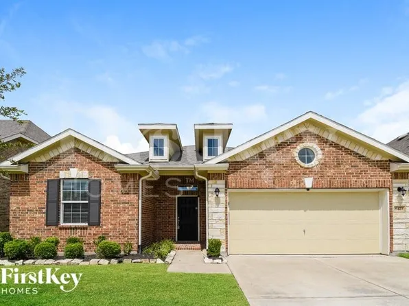 8423 Montego Bay Dr, Baytown, TX 77523