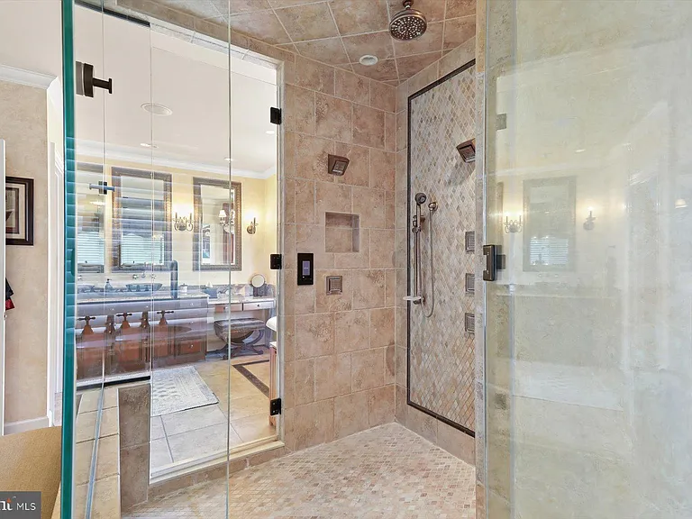 921 Valencia Ct #120 — Photo 47