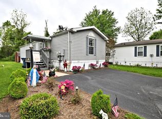 21 Rosewood Ln, Phoenixville, PA 19460