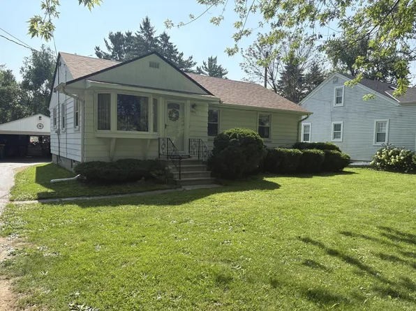 8862 South Chicago ROAD, Oak Creek, WI 53154