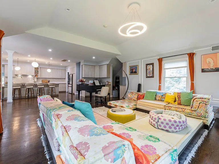 107 Hudson Ave #107 — Photo 31