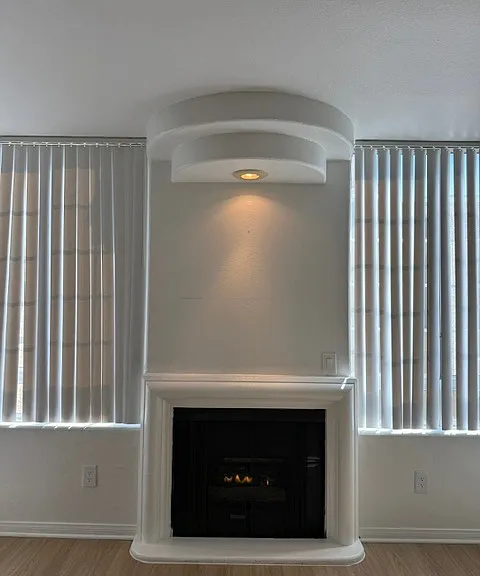 Canoga Luxury Apartments — Photo 21
