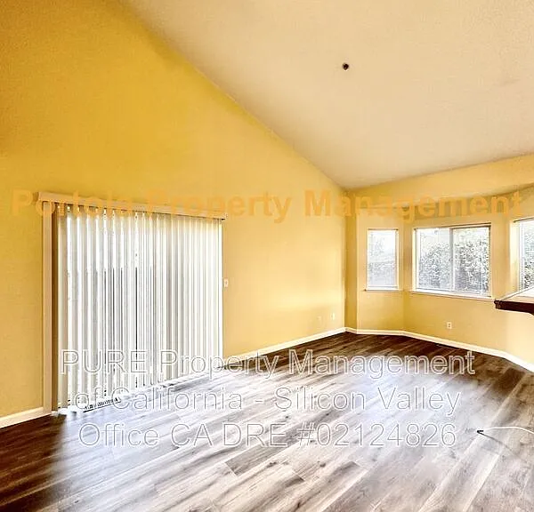 126 Hunolt St #A — Photo 4